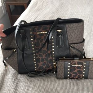 Michael Kors purse and wallet